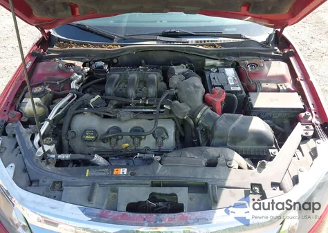 2010 Ford Fusion Sport z USA, uszkodzony, nr VIN 3FAHP0DC6AR215120